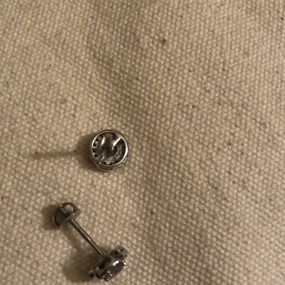 💎 Pompeii 3 1 ct. tw. 14k gold screw back earrings - Picture 8 of 16